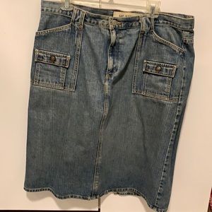Denim skirt
